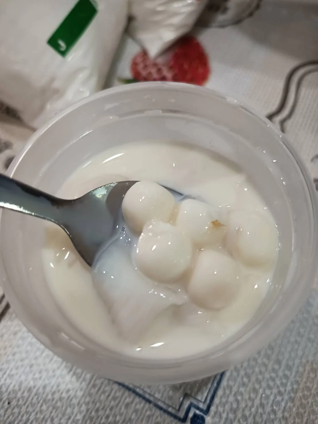 พุดดิ้งนมสดมะพร้าวอ่อน