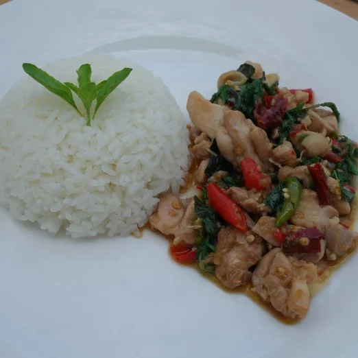 ข้าวกระเพราไก่